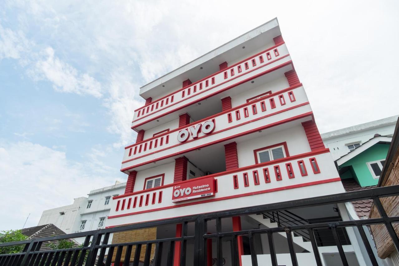 Oyo 447 Hutasimo Residence Medan Zewnętrze zdjęcie