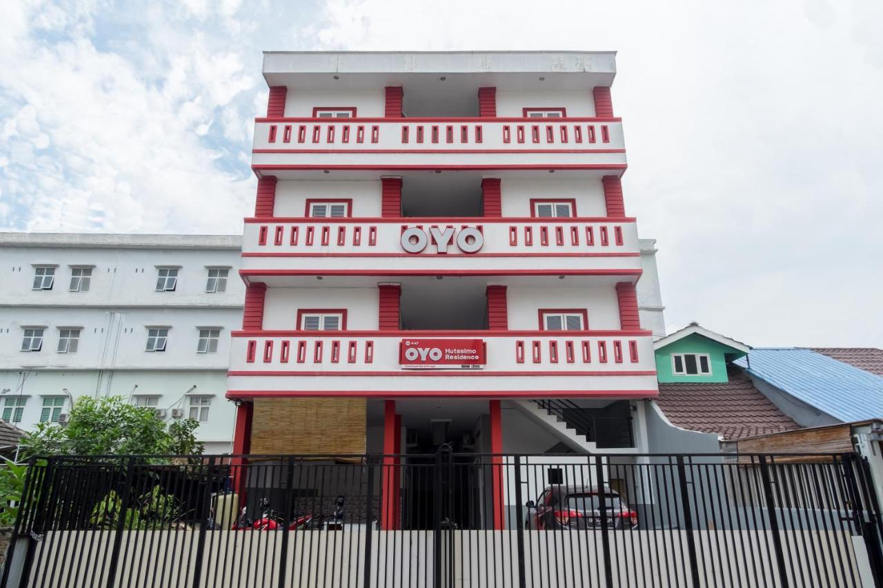 Oyo 447 Hutasimo Residence Medan Zewnętrze zdjęcie