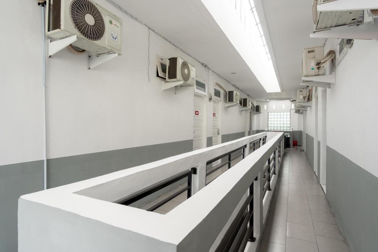 Oyo 447 Hutasimo Residence Medan Zewnętrze zdjęcie