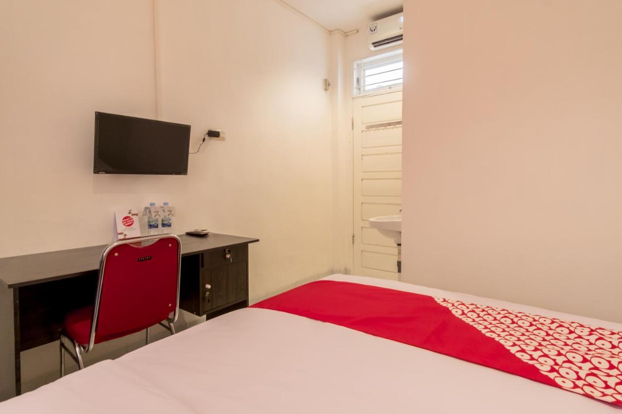 Oyo 447 Hutasimo Residence Medan Zewnętrze zdjęcie