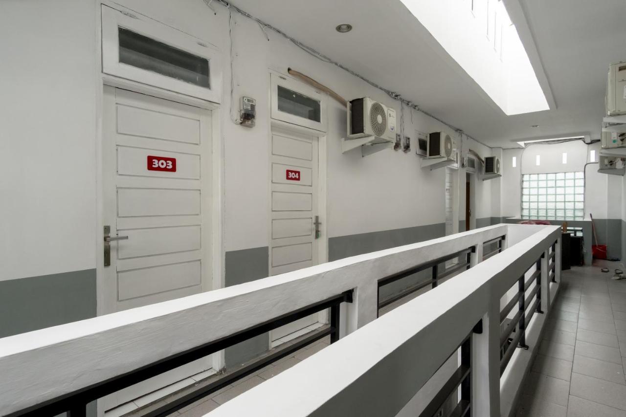 Oyo 447 Hutasimo Residence Medan Zewnętrze zdjęcie