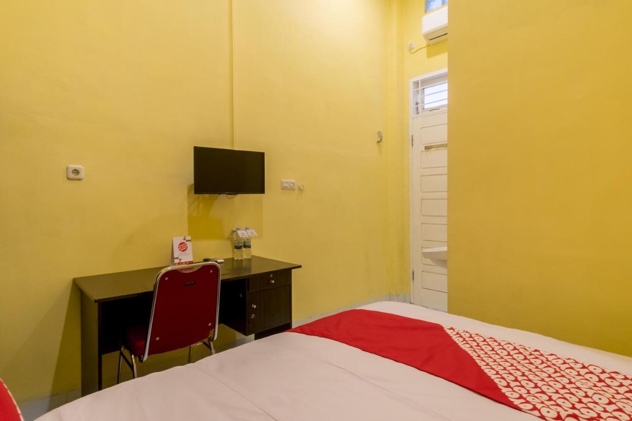 Oyo 447 Hutasimo Residence Medan Zewnętrze zdjęcie