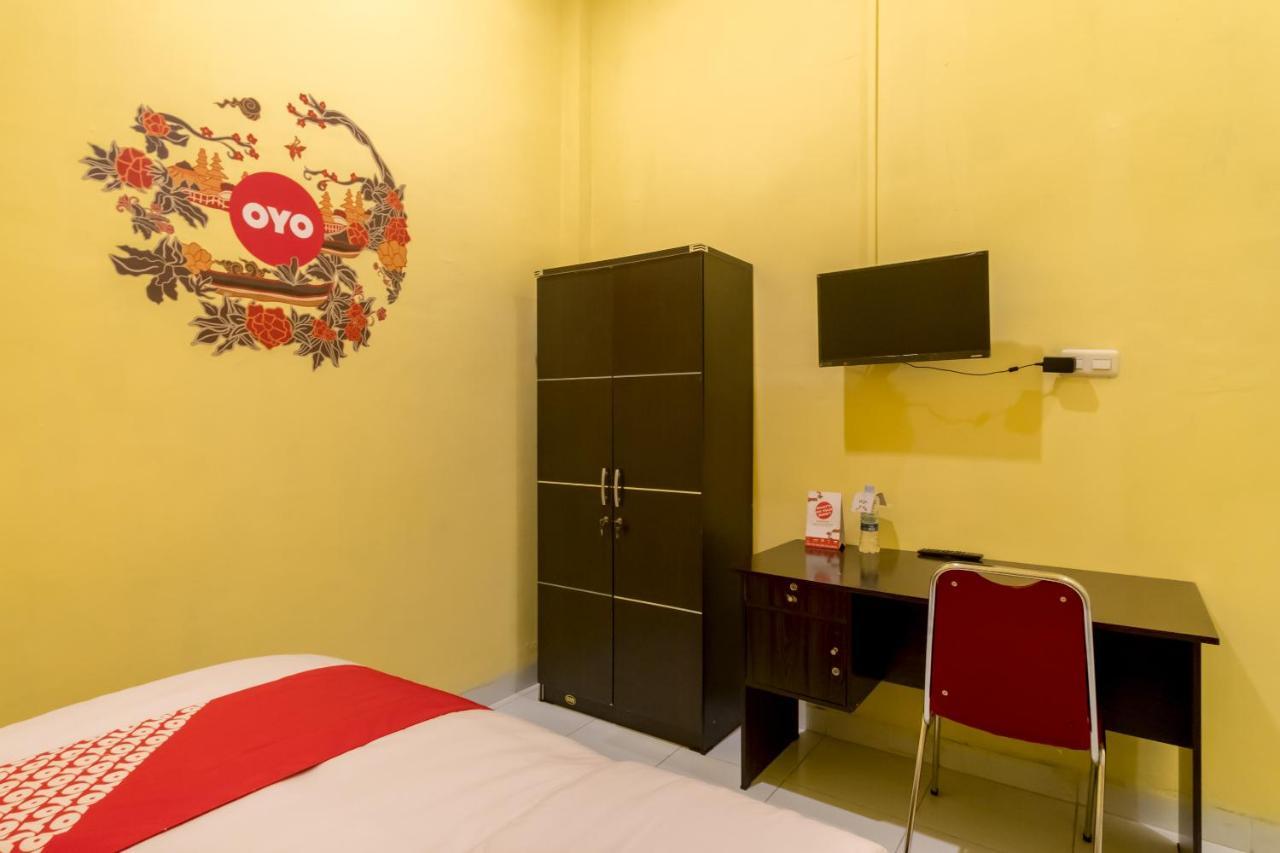 Oyo 447 Hutasimo Residence Medan Zewnętrze zdjęcie