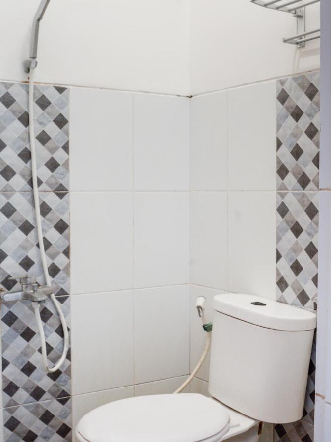 Oyo 447 Hutasimo Residence Medan Zewnętrze zdjęcie